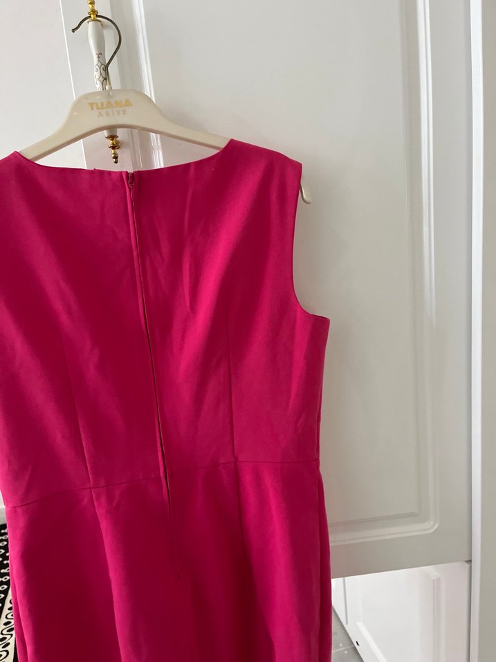 Pembe Kemerli Mini V Yaka abiye Elbise - Görsel 4