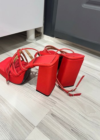 Kırmızı Platform Topuklu Kadın Ayakkabı - Görsel 4