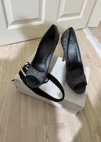 Gri Simli Yılan Desenli Yüksek Topuklu Kadın Ayakkabı - Görsel 2