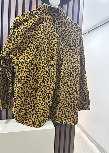 Düğmeli Leopar Desenli Kadın Gömlek - Görsel 6