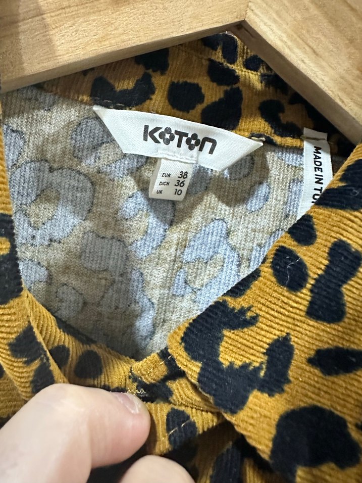 Düğmeli Leopar Desenli Kadın Gömlek - Görsel 5