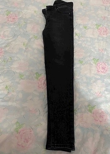 Siyah Dar Kesim Kadın Kot Pantolon - Görsel 2