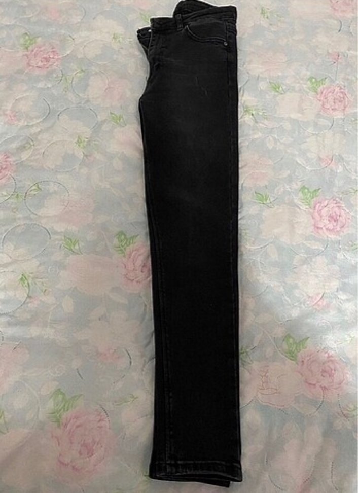 Siyah Dar Kesim Kadın Kot Pantolon - Görsel 2