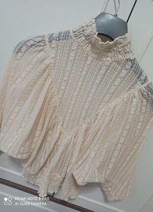 Zara Bluzzz