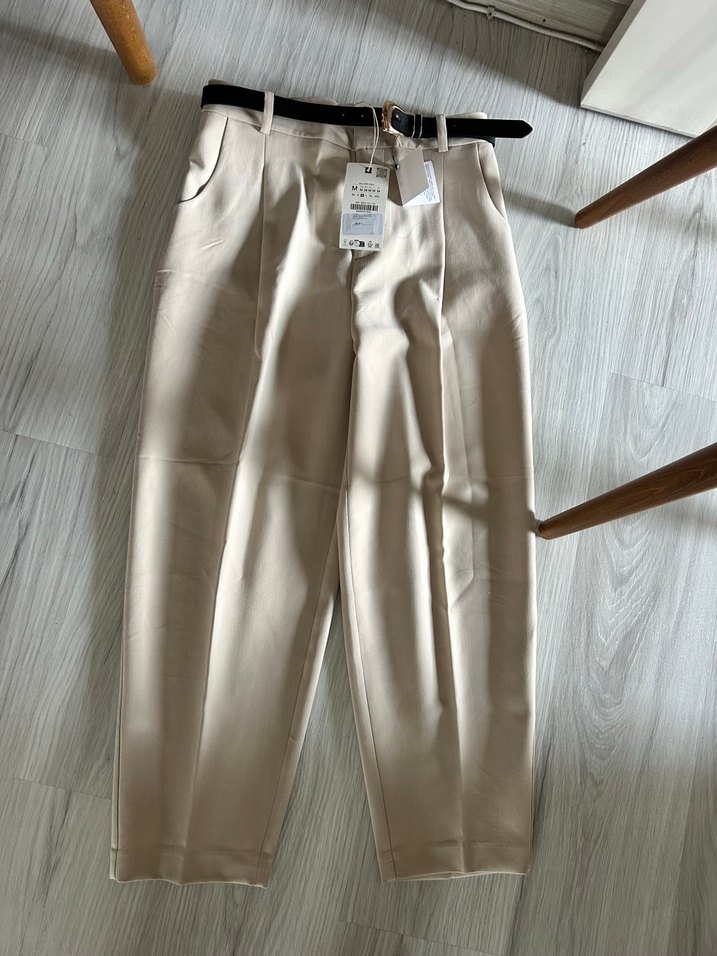 Bej Kadın Kemerli Normal Kesim Kumaş Pantolon - Görsel 3