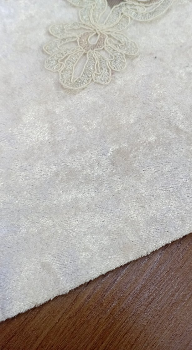 Gri İşlemeli Beyaz Masa Örtüsü 137x37 - Görsel 5