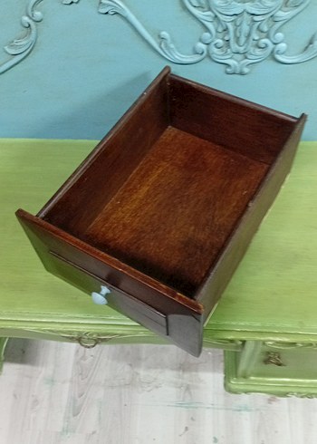 Kahverengi Dekorluk calıma yapabılecegınız masıf çekmece - Görsel 3