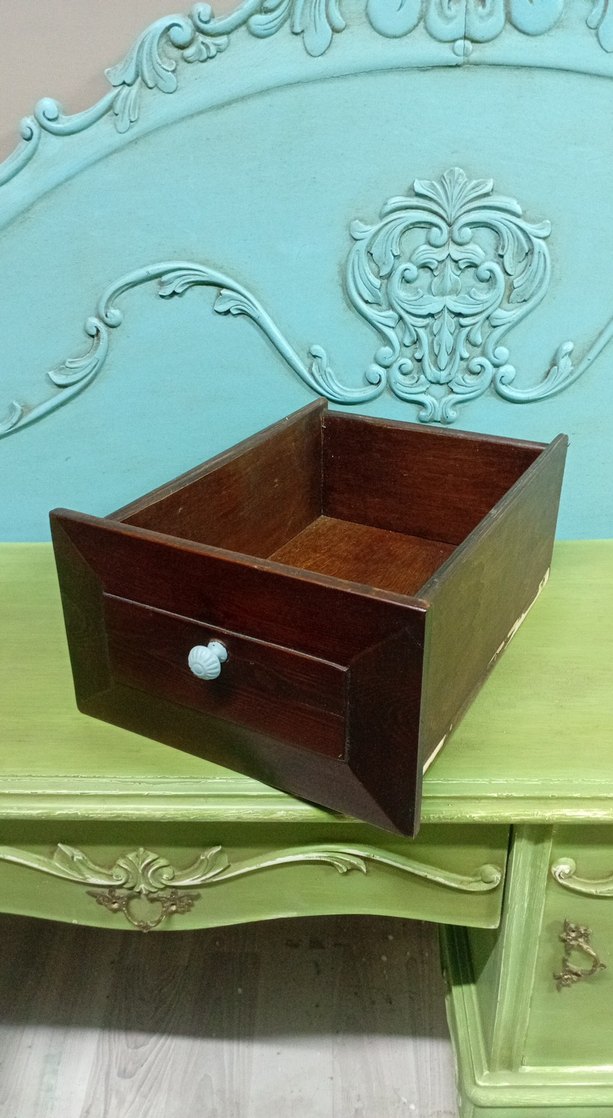 Kahverengi Dekorluk calıma yapabılecegınız masıf çekmece - Görsel 2