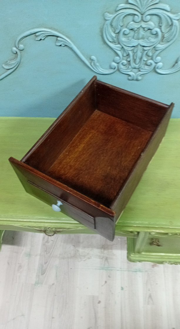 Kahverengi Dekorluk calıma yapabılecegınız masıf çekmece - Görsel 3