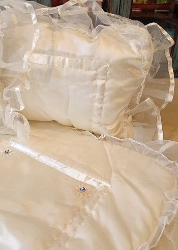 İşlemeli Beyaz Parlak  Bebek Yatak Örtüsü - Görsel 7