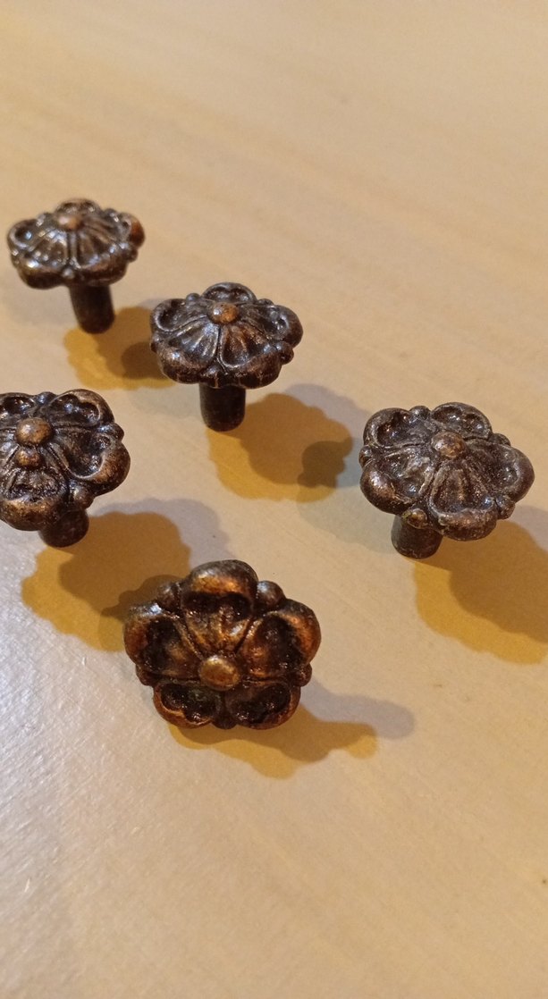 Kahverengi Vintage Çiçek Desenli Mobilya Kulp ları - Görsel 3