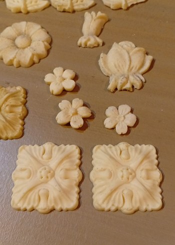 15 Parça Bej Renkli Dekoratif Aplik Seti - Görsel 4