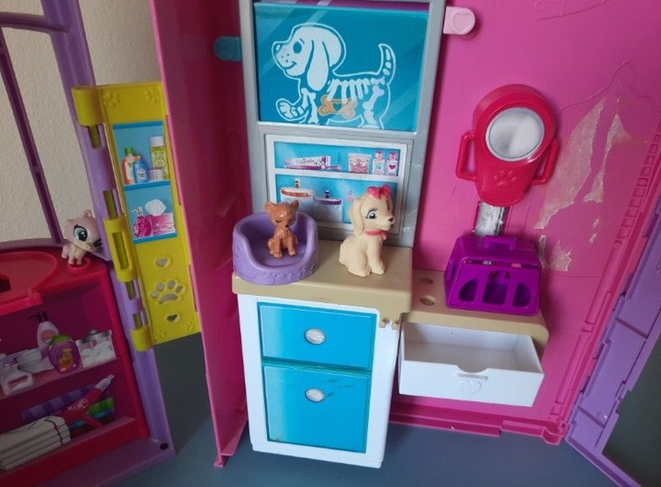 Barbie Veteriner Merkezi  evi Orjinal Pembe Detaylı - Görsel 5