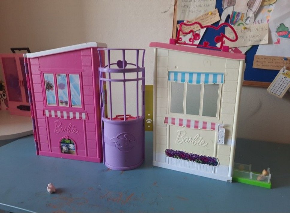 Barbie Veteriner Merkezi  evi Orjinal Pembe Detaylı - Görsel 2