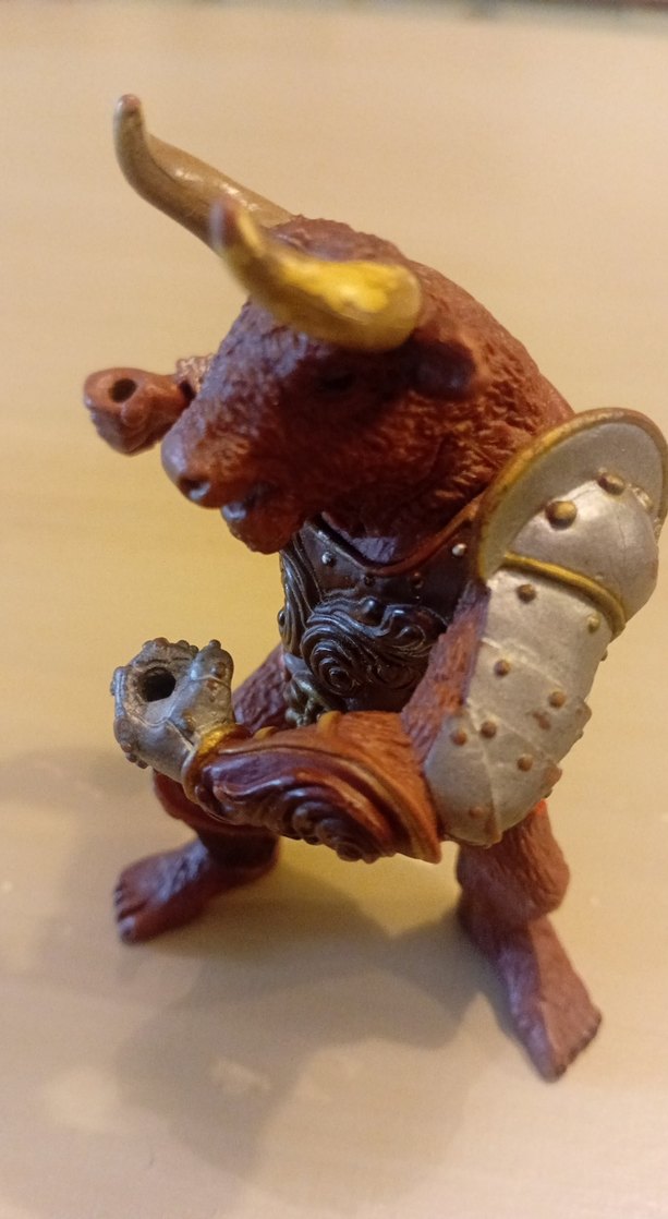 Kahverengi Minotor Aksiyon Figürü - Görsel 3