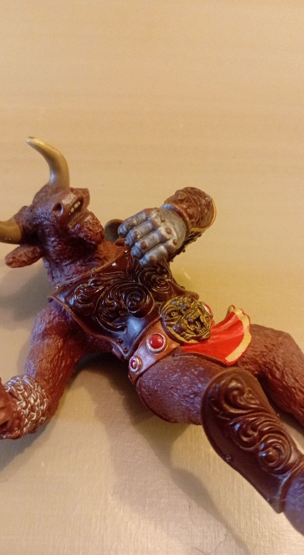 Kahverengi Minotor Aksiyon Figürü - Görsel 5