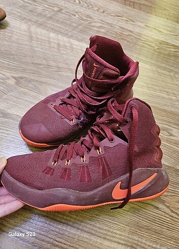 Nike basketbol ayakkabısı 