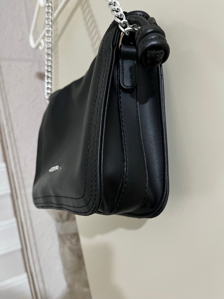 Zincir Detaylı Siyah Deri Kadın Çanta - Görsel 4