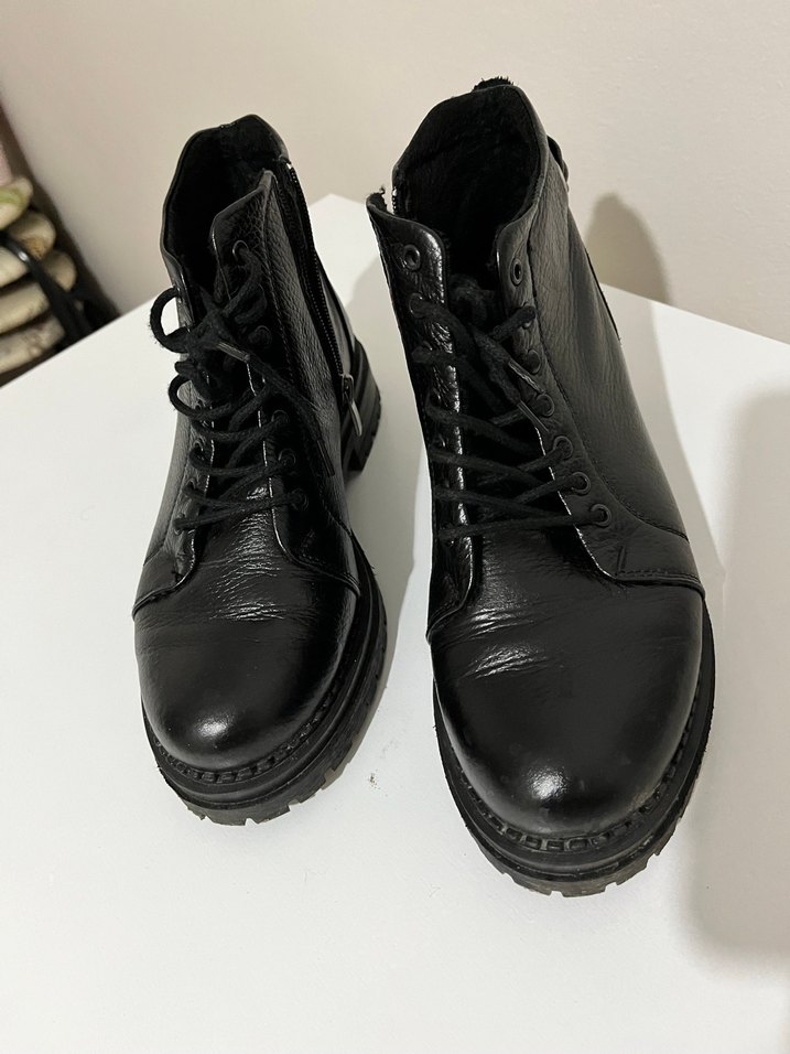 Siyah Deri Goth Kadın Botları - Görsel 2