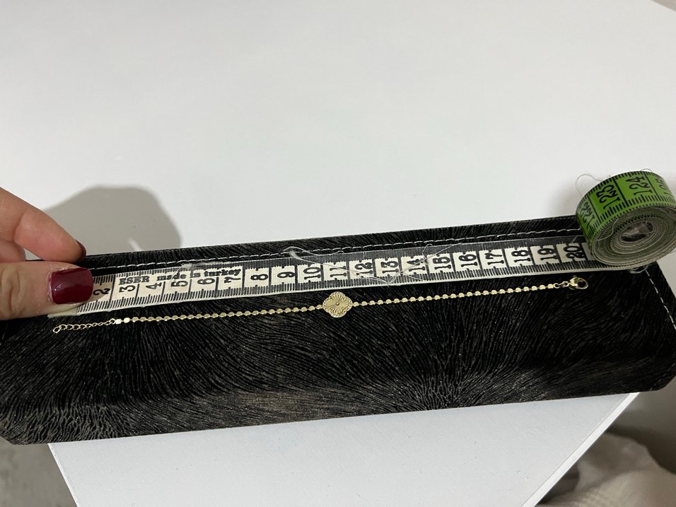 Zarif Zincir Detaylı Altın Kadın Bileklik - Görsel 2