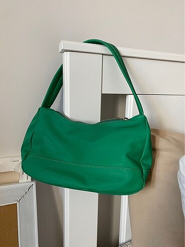  Beden Housebags Trendyol yeşil baget çanta