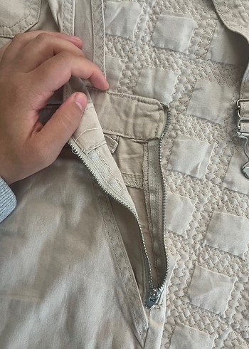 Düğmeli Bej Kadın Şort Tulum - Görsel 2