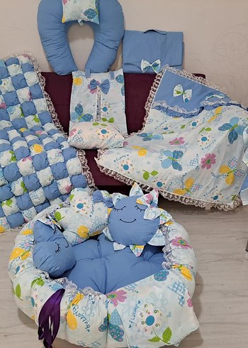 Pembe Desenli Bebek Uyku Seti ve Aksesuarları - Görsel 4