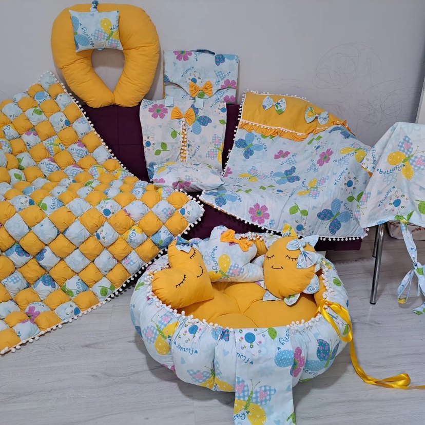 Pembe Desenli Bebek Uyku Seti ve Aksesuarları - Görsel 3