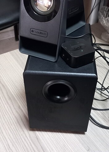 Logitech z213 2+1 ses sistemi