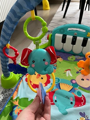  Beden Fisher price piyanolu oyun halısı