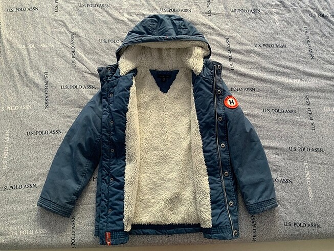 Tommy Hilfiger Kürklü Çocuk Kaban - Görsel 4