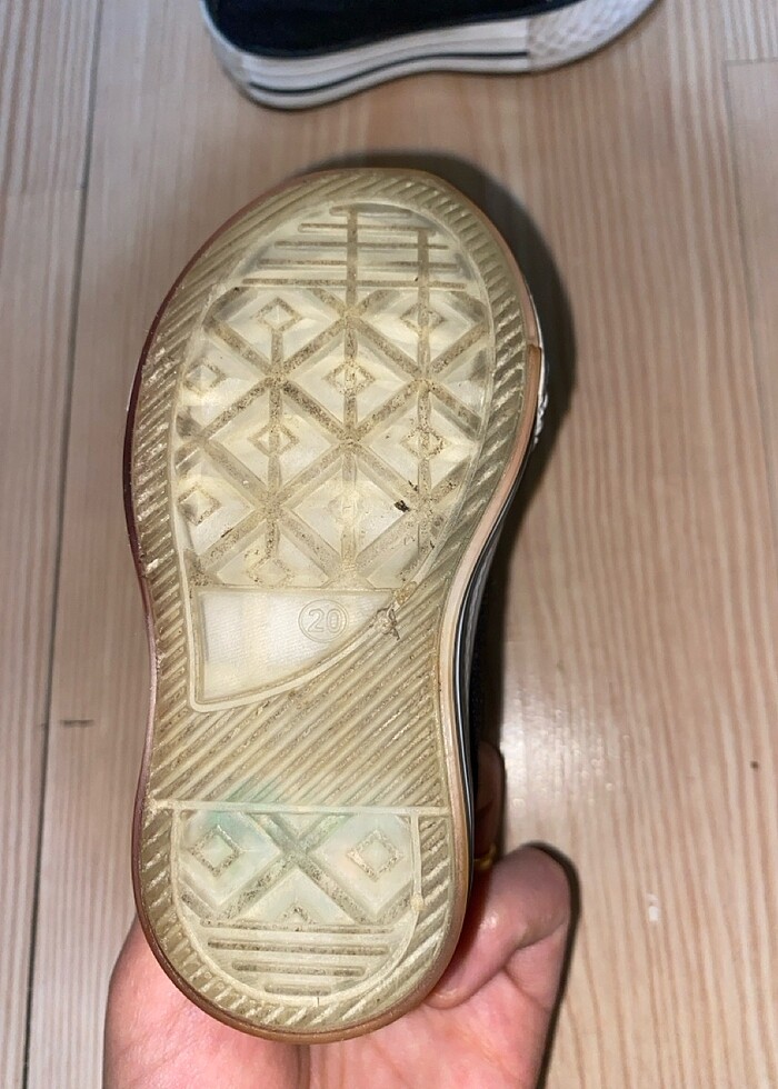 Converse ayakkabı - Görsel 3