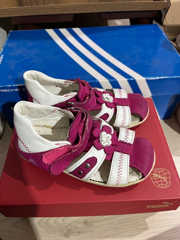 Kız Çocuk Pembe Velcro Bantlı Terlik - Görsel 2