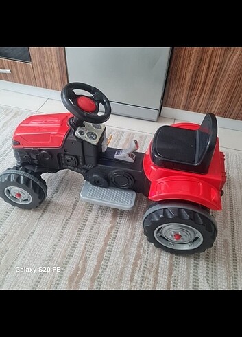 Aküsü ve şarj aleti yok