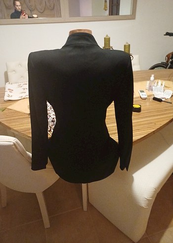 Zara'nın muhteşem tarz ceketi S.M.bedene - Görsel 3