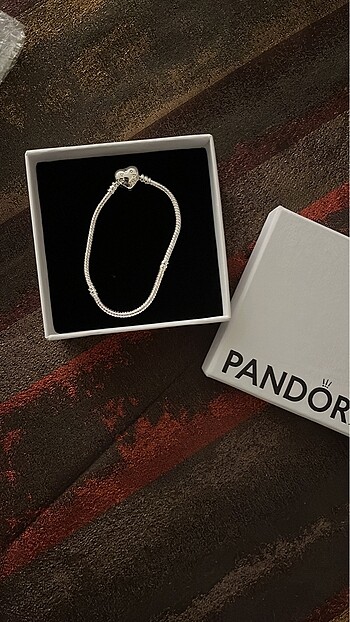Pandora bileklik
