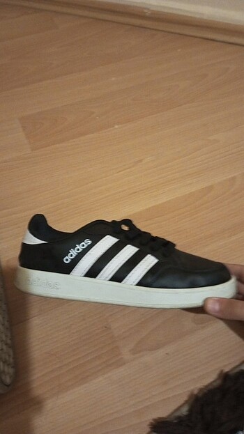 39 Beden Adidas çocuk ayakkabısı