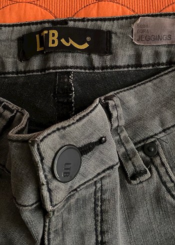 Düğmeli Gri Kadın Kot Pantolon - Görsel 4