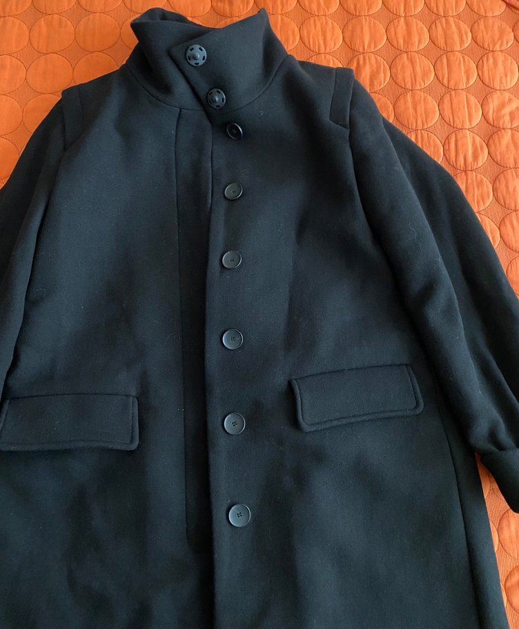 Düğmeli Siyah Kaban - Görsel 5