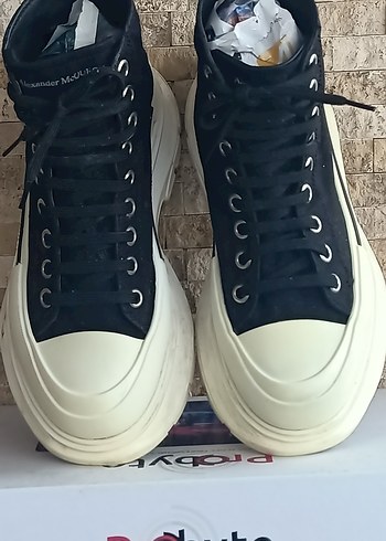 Alexander McQueen 39