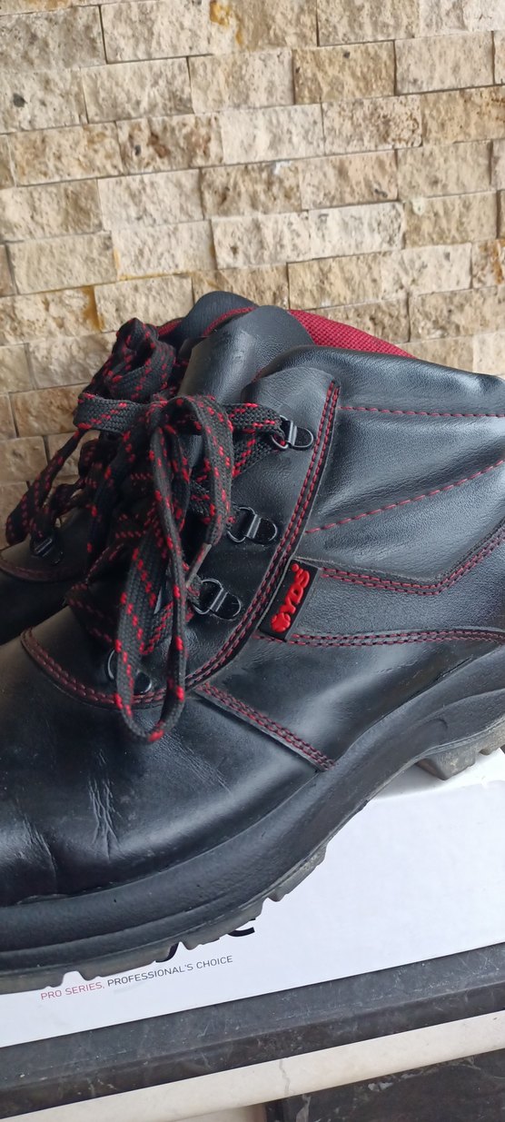 YDS İş botu Siyah Bağcıklı Erkek Kauçuk Bot - Görsel 4