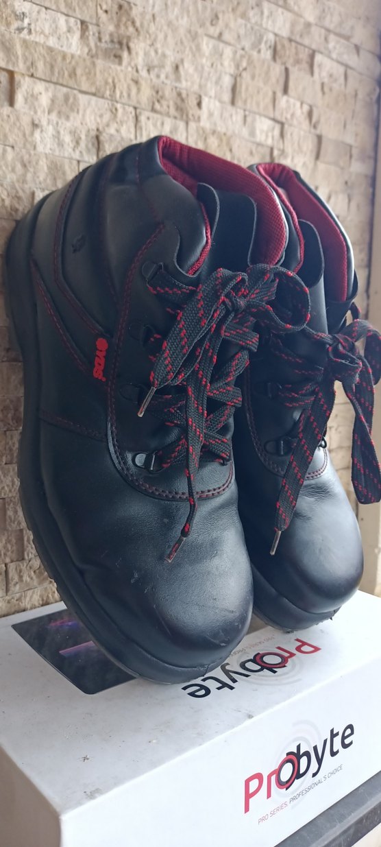 YDS İş botu Siyah Bağcıklı Erkek Kauçuk Bot - Görsel 3