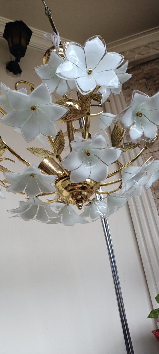 Altın Renkli Çiçek Motifli avize - Görsel 2