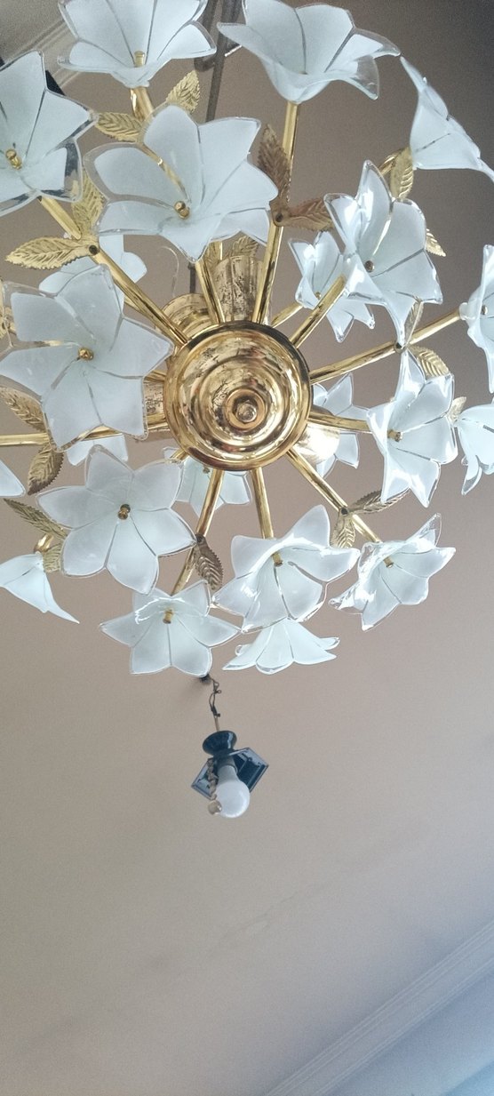 Altın Renkli Çiçek Motifli avize - Görsel 3