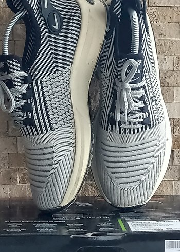 Nike RIVAH Gri Zebra Desenli Erkek Spor Ayakkabı - Görsel 4