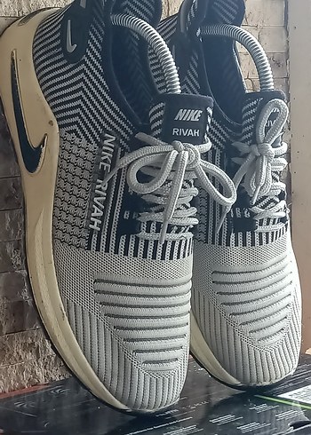 Nike RIVAH Gri Zebra Desenli Erkek Spor Ayakkabı - Görsel 3