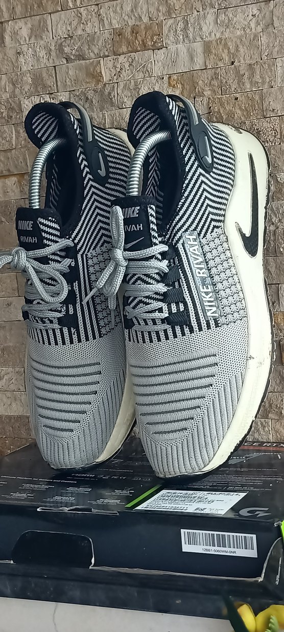 Nike RIVAH Gri Zebra Desenli Erkek Spor Ayakkabı - Görsel 2