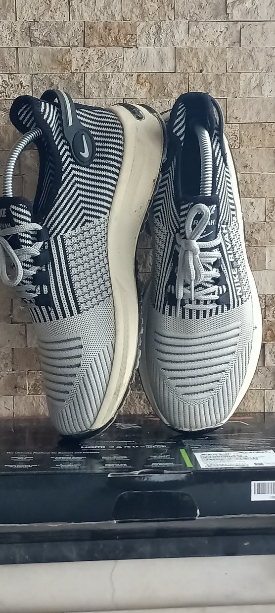 Nike RIVAH Gri Zebra Desenli Erkek Spor Ayakkabı - Görsel 4