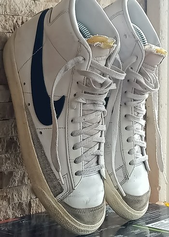 Nike Beyaz Siyah Bağcıklı Spor Ayakkabı - Görsel 3