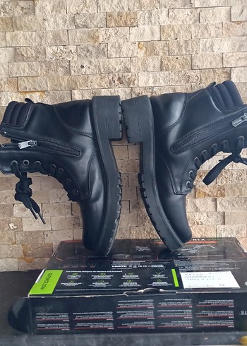 Siyah Gotik Kadın Botları Tokalı Blok Topuk - Görsel 5